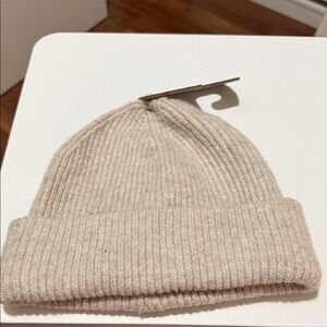 Source Unknown Cream Knit Beanie